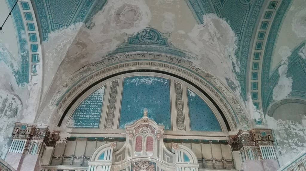 Vertical photo