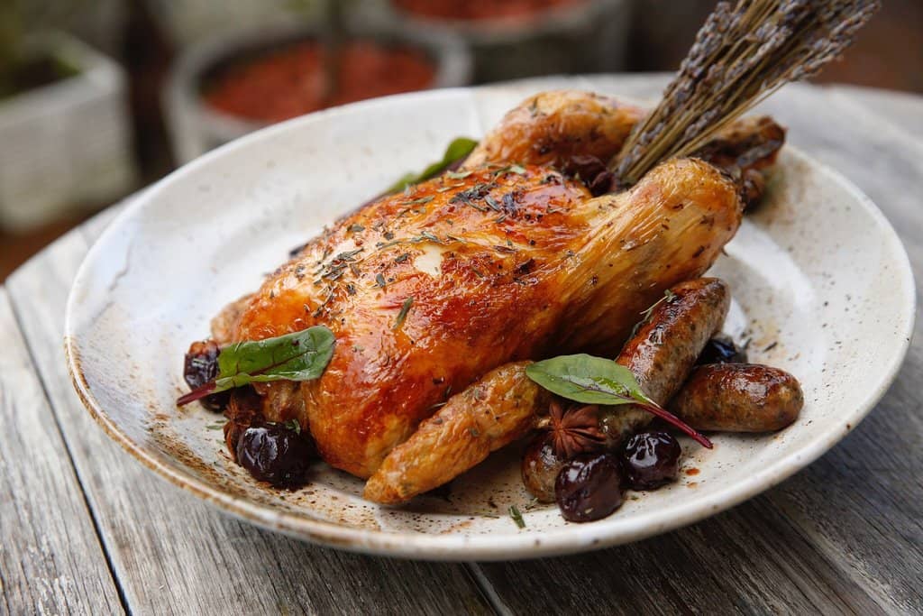 Charming Courtyard Ambiance