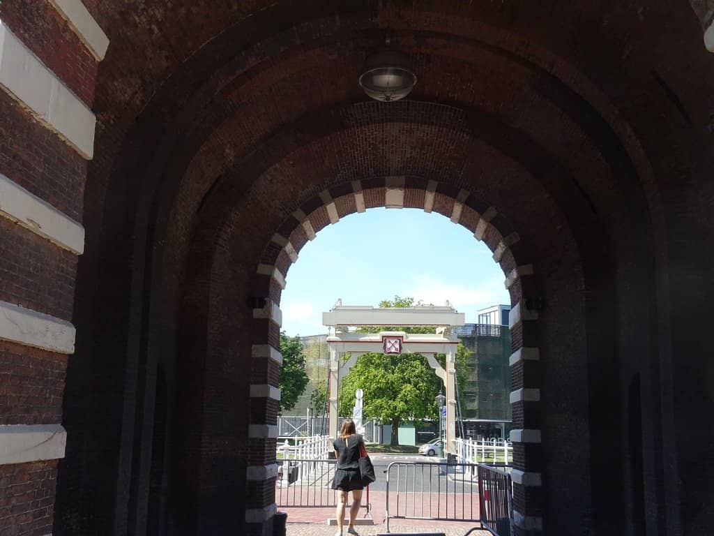 Canal Views & Architecture
