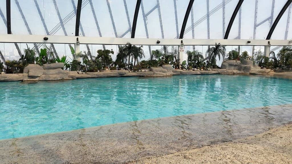 Mini-Golf and Entertainment