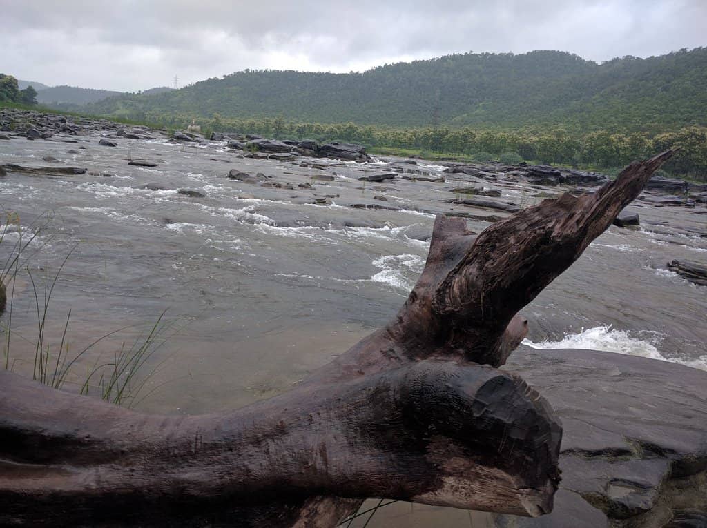 Choral Dam Waterfall