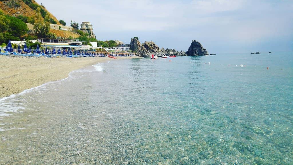 Mediterranean Beach Vibe