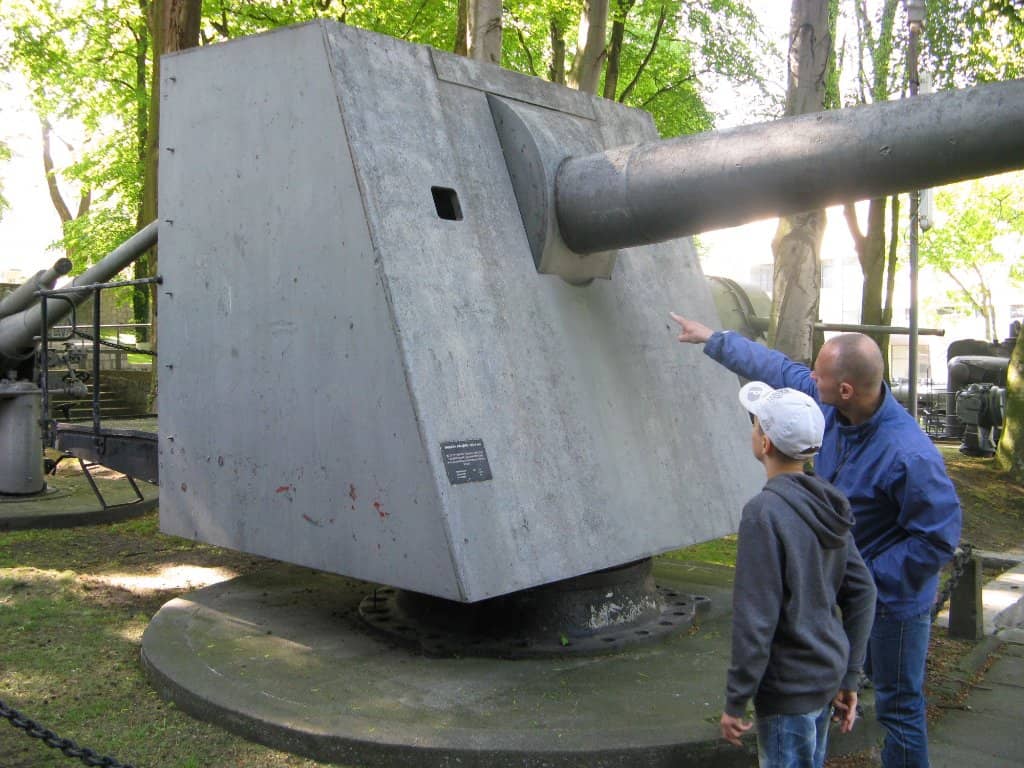 Naval Weapons Displays