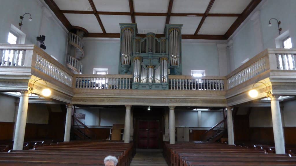 Excellent Acoustics