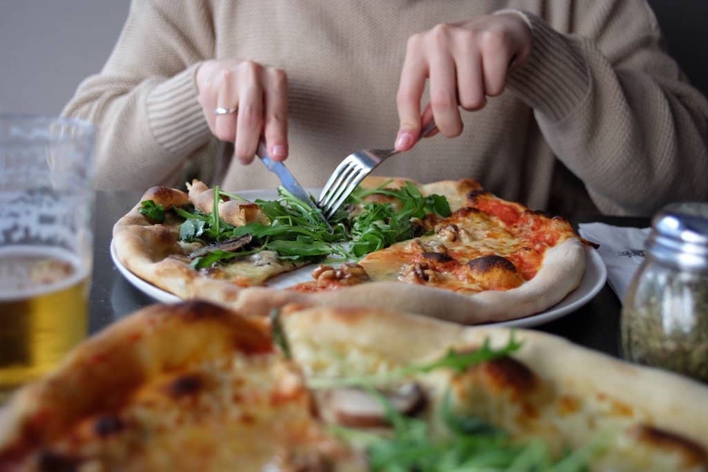 Chilli Caesar Pizza