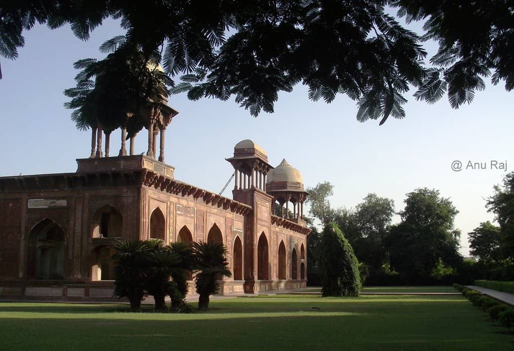 Mughal Architecture Details