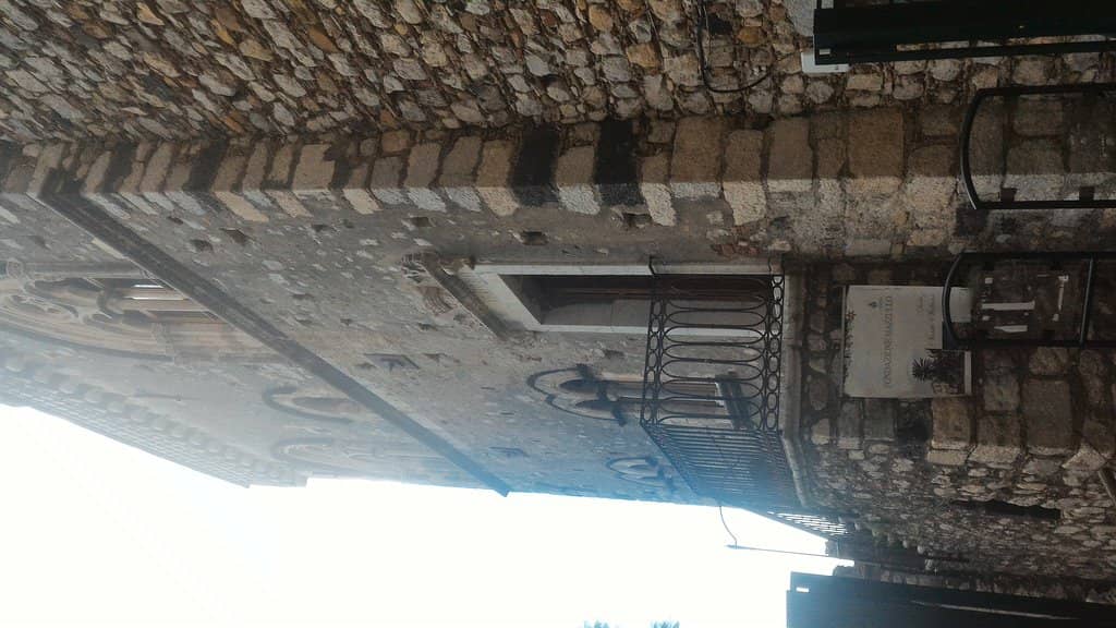 Anna Akhmatova Monument