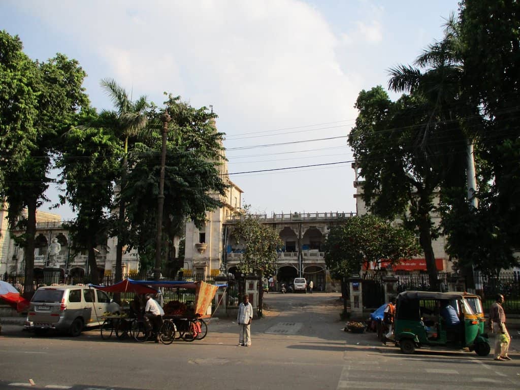 Vibrant Produce Market