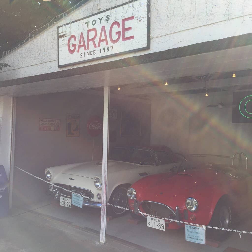 Retro Diner & Garage Display