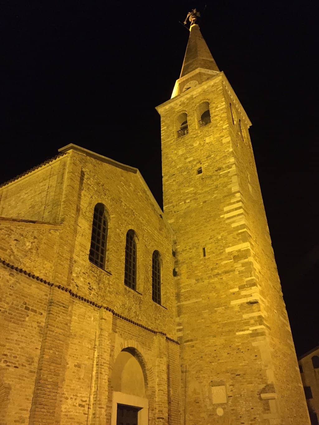 Madonna delle Grazie Statue