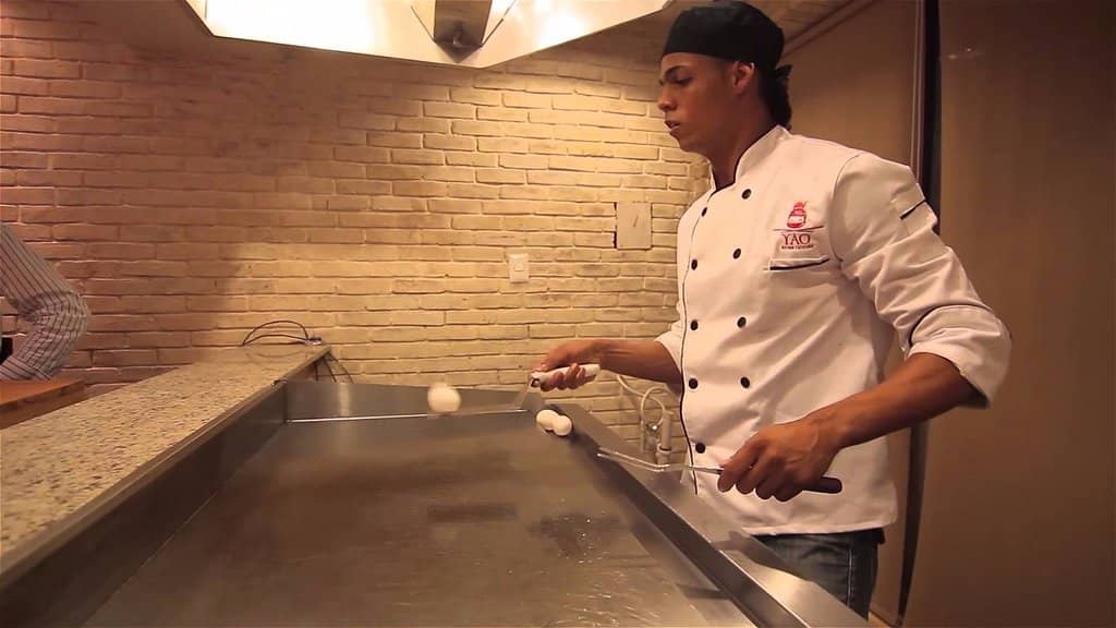 Communal Dining Experience