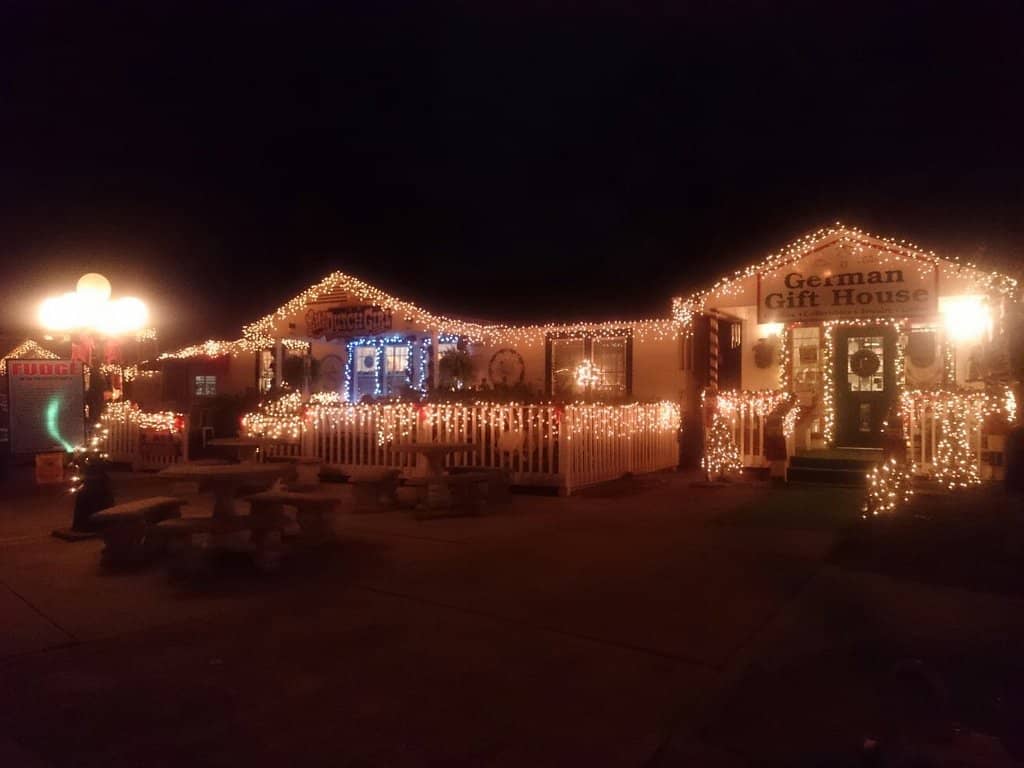 Wunsche Bros. Cafe & Saloon