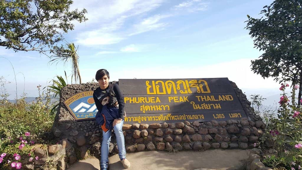 Sam Thong Cliff