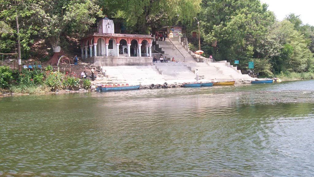 Shri Someshwar Mahadev Temple