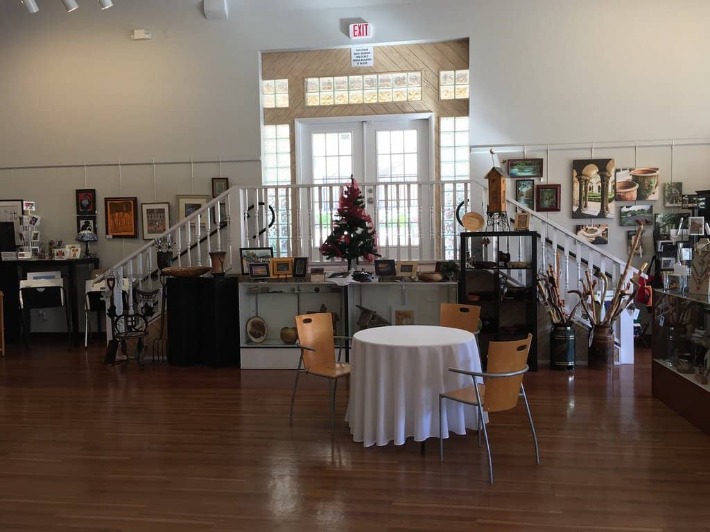 Rotating Art Exhibitions