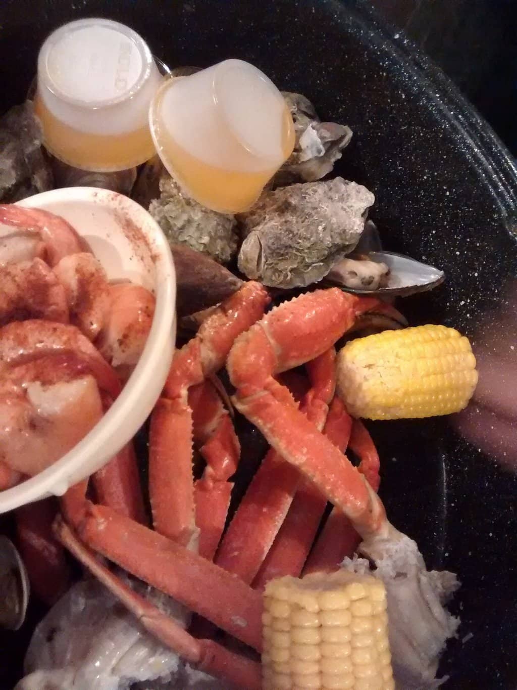 Island Vibes & Live Music