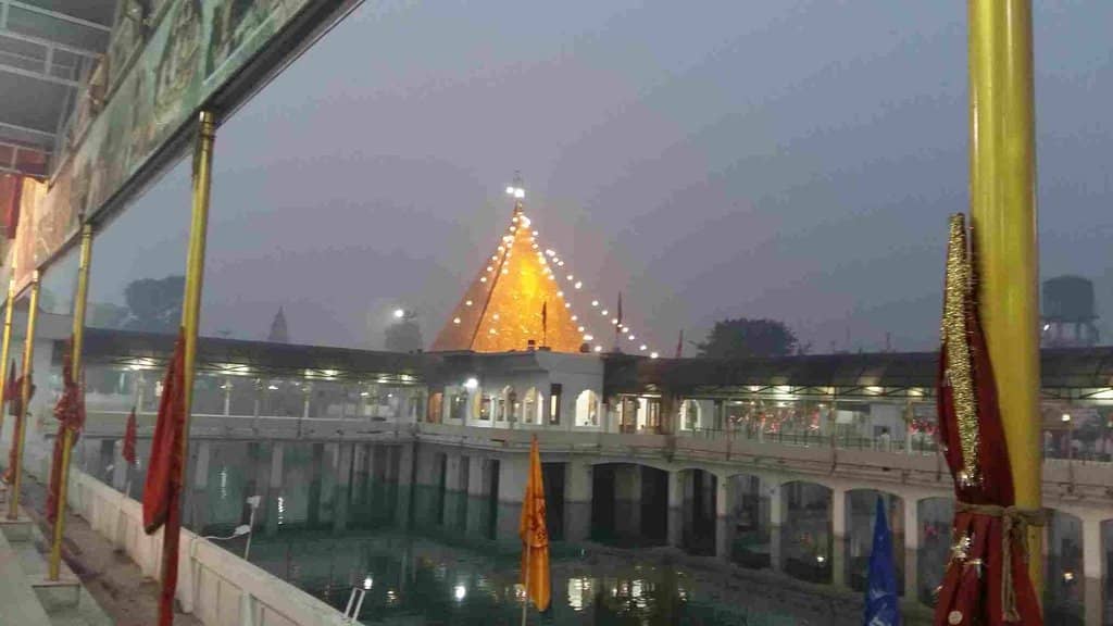 Amarnath Cave Replica