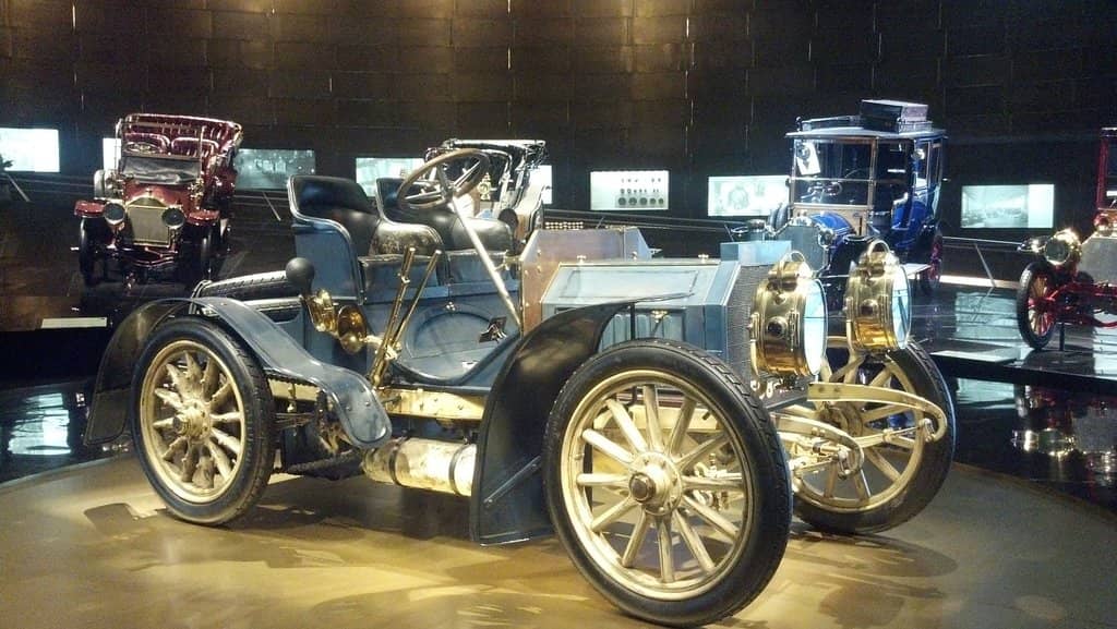 The Robot Assembly Line