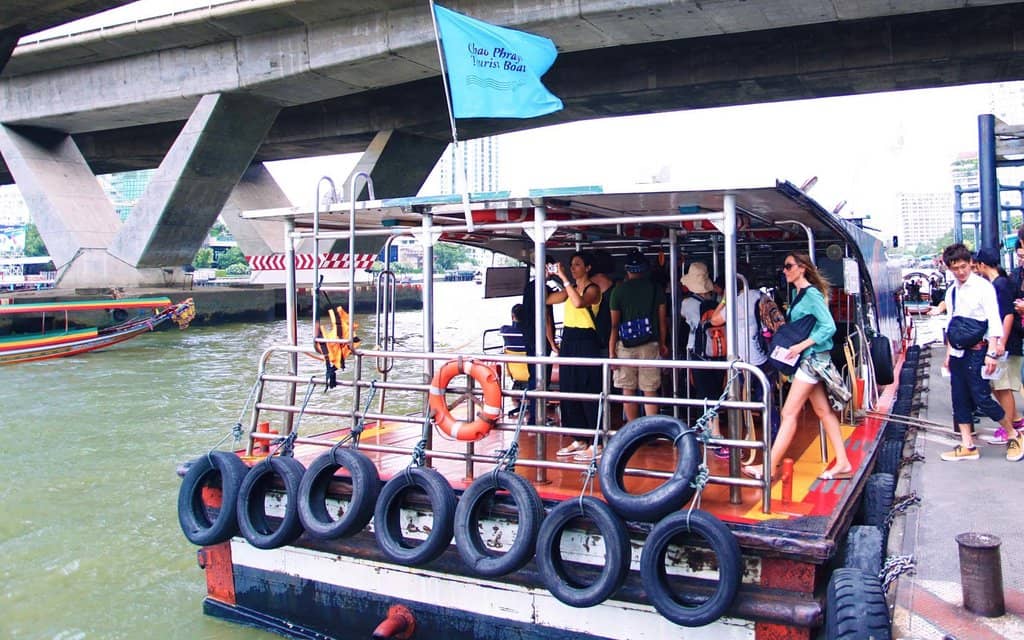 Chao Phraya Tourist Boat (Hop-On Hop-Off)