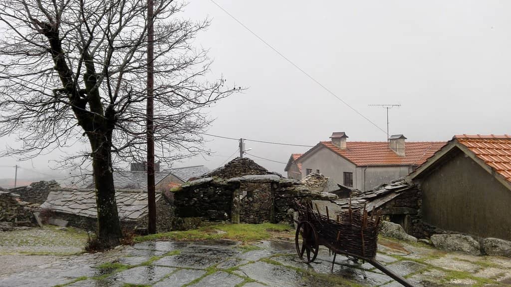 Frecha da Mizarela Waterfall