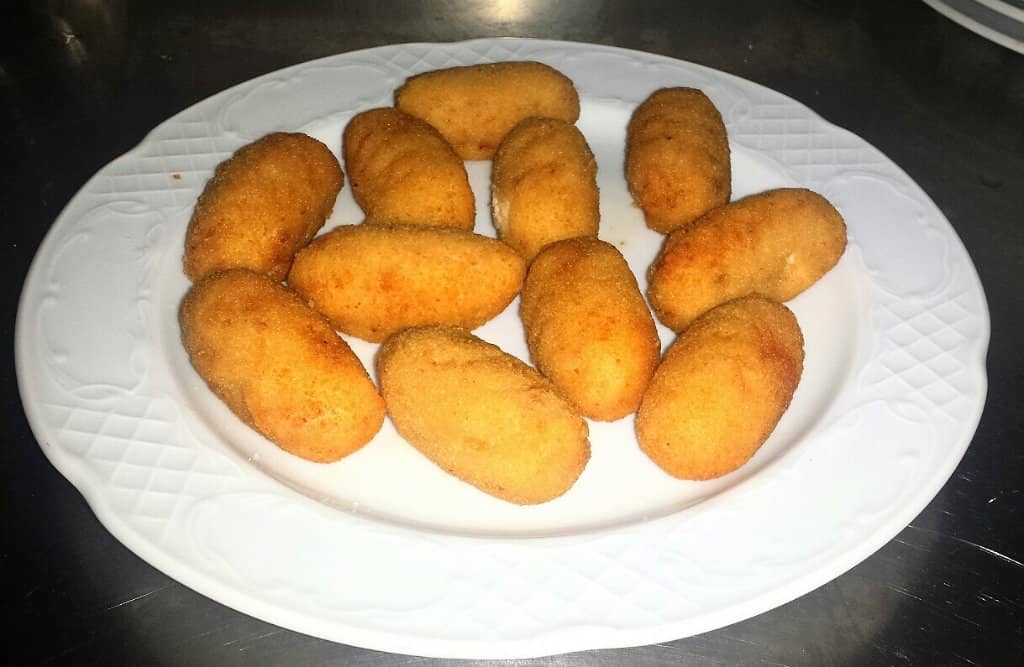 Traditional Oak Wood Stove Cooking