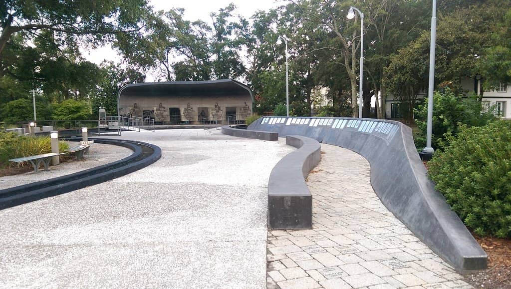 Performance Pavilion & Open Lawns