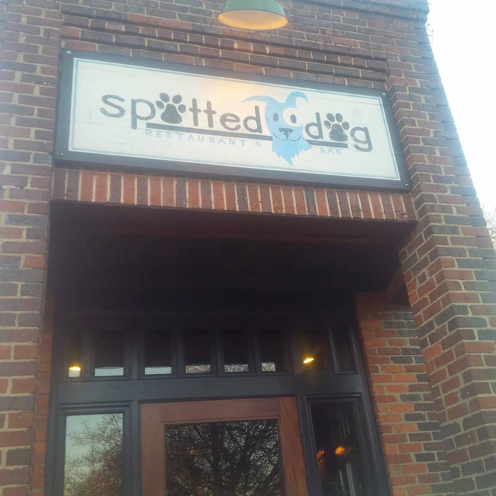 Scenic Dining Experience