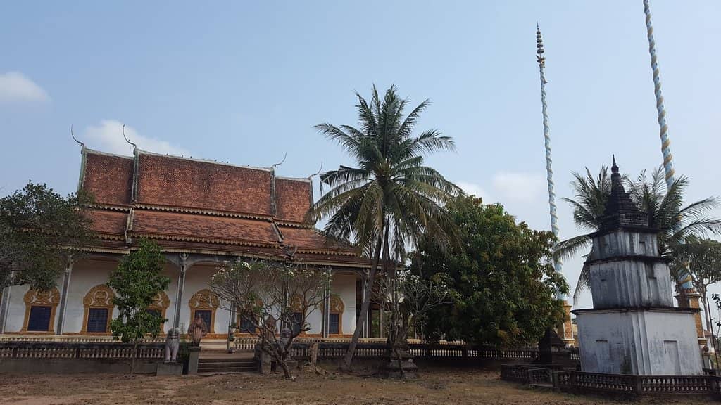 Temple Dog Encounter