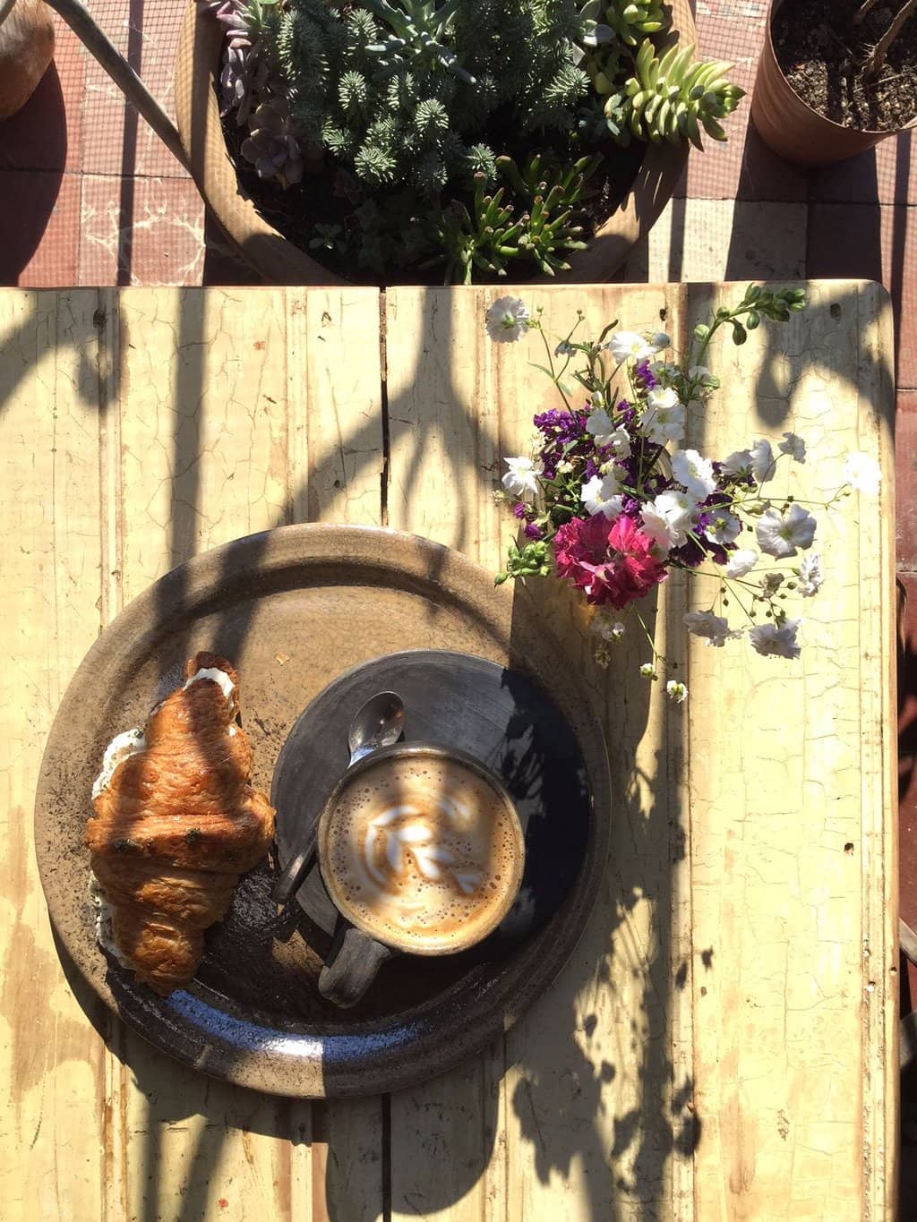 Charming Courtyard Dining