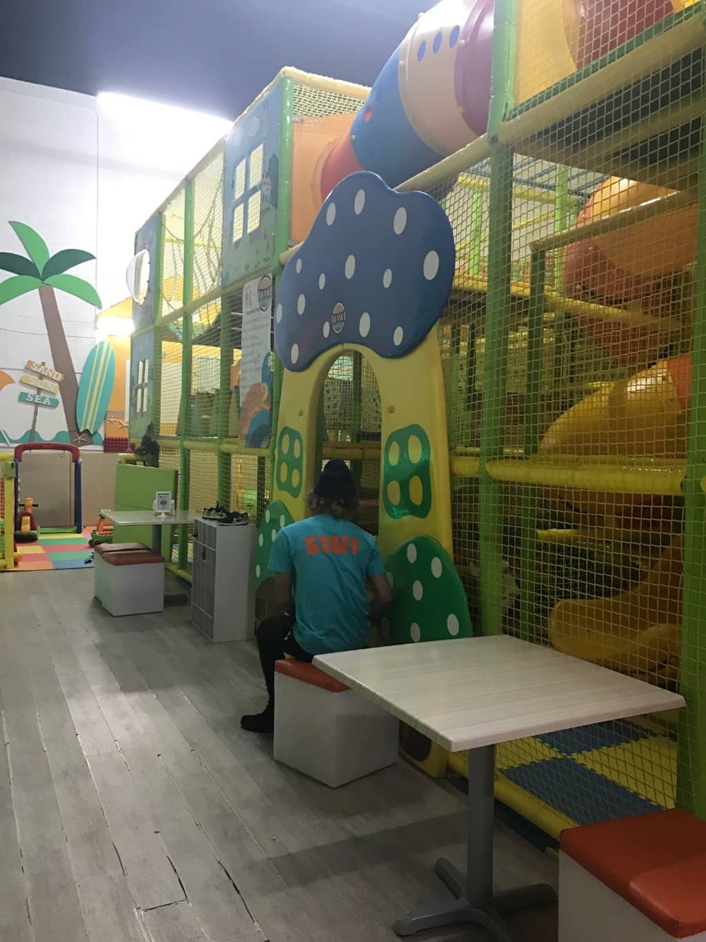 Stunning Riverside Ambiance