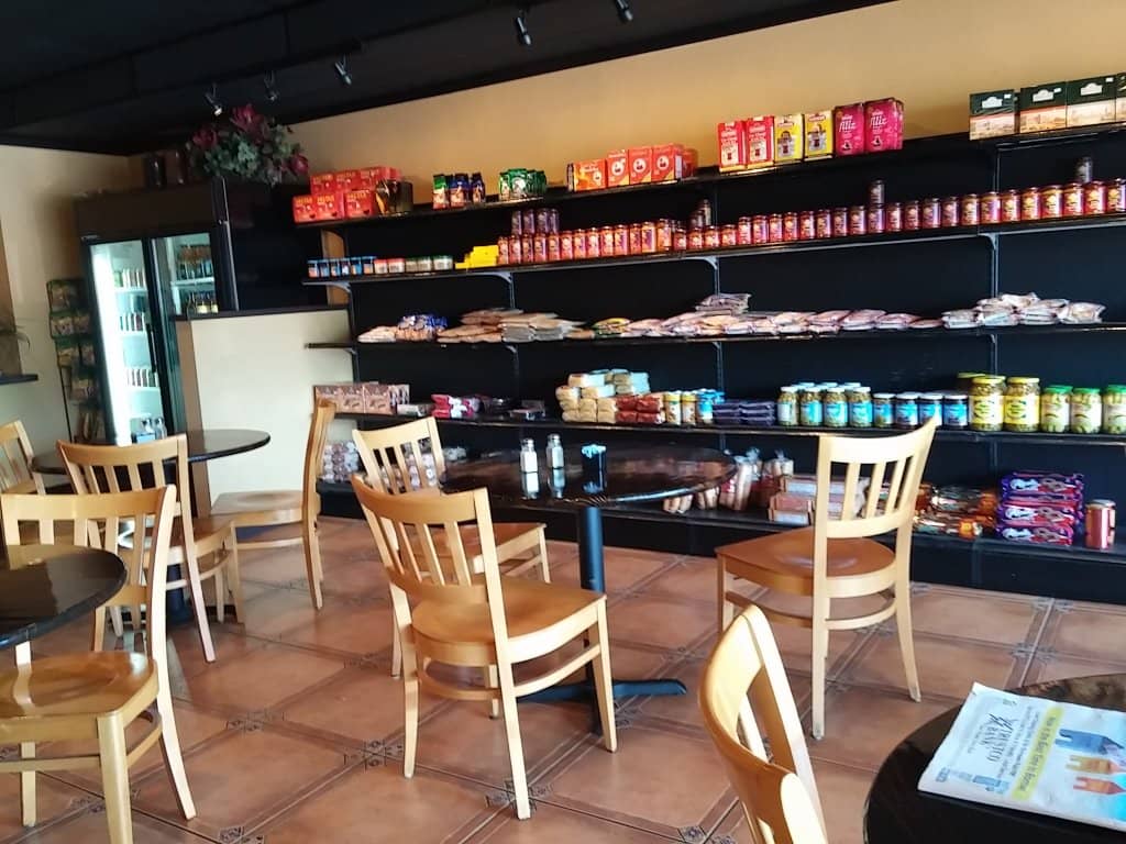 Cozy Atmosphere & Prompt Service