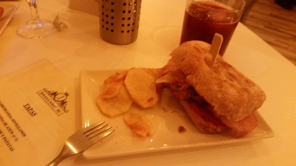 Cozy Atmosphere & Great Music