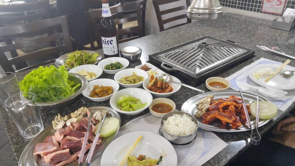 Generous Portions & Flavorful Sides