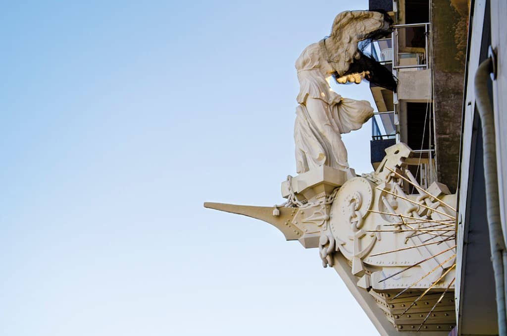 Informative Guided Tours