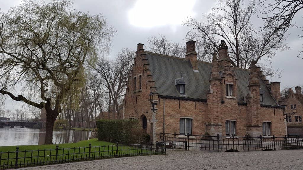 Minnewater Lake & Lock House