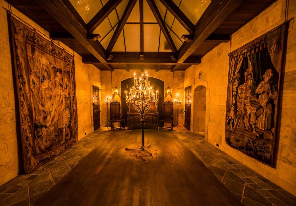 Knowledgeable Tour Guides