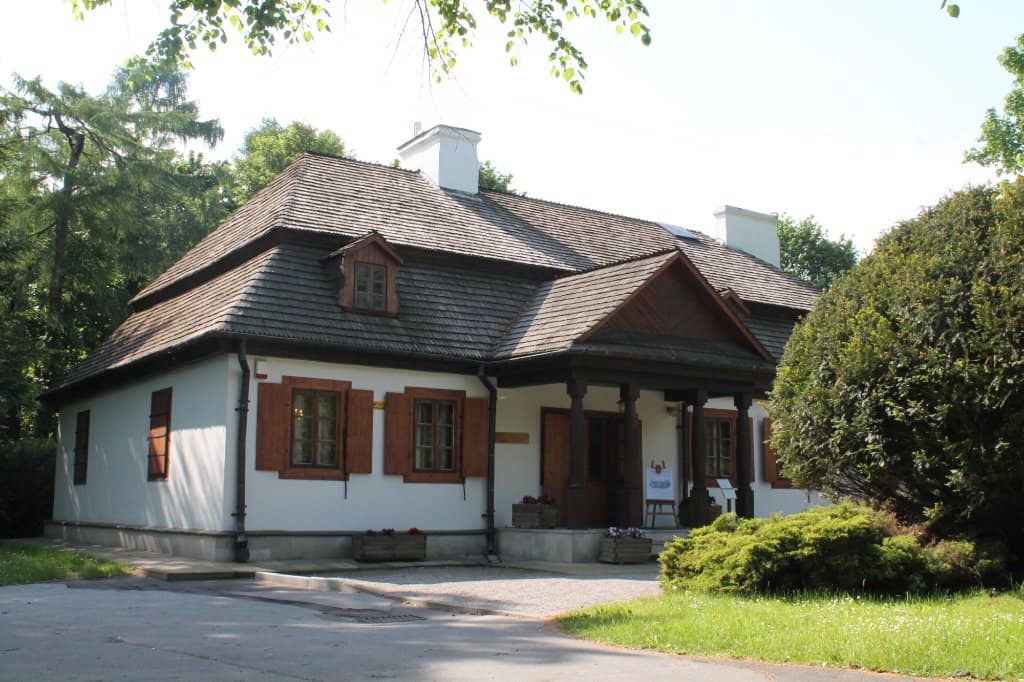 Dworek Residency