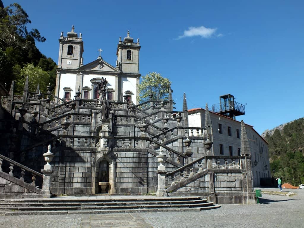 Paragliding Spectacle