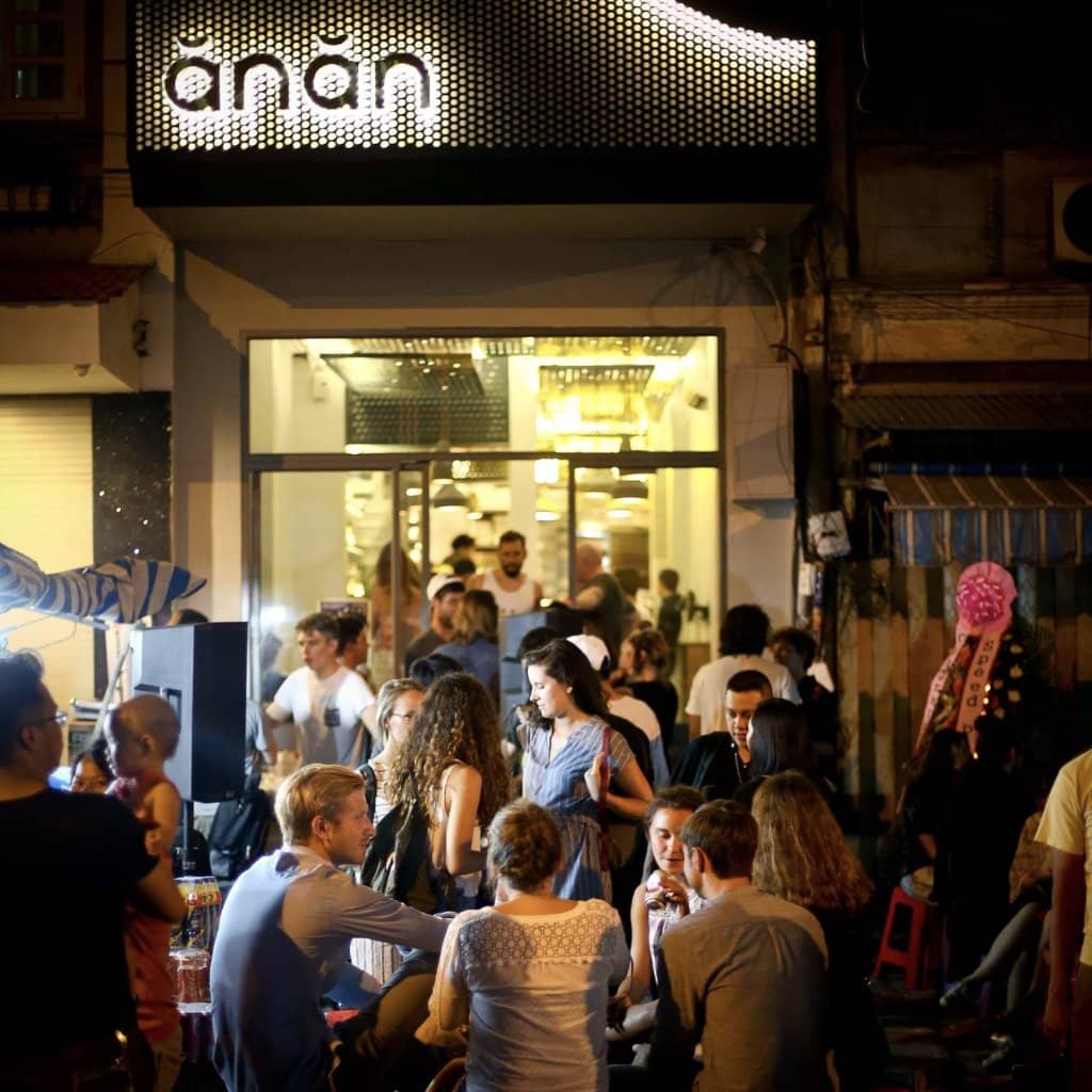 Multi-Level Dining Experience