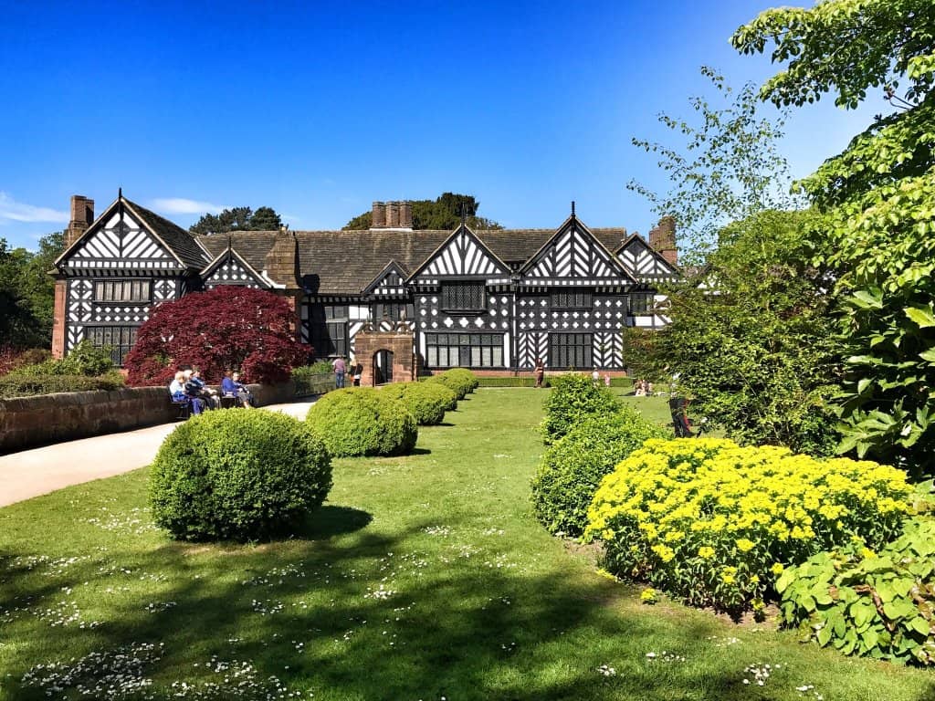 The Tudor Manor House