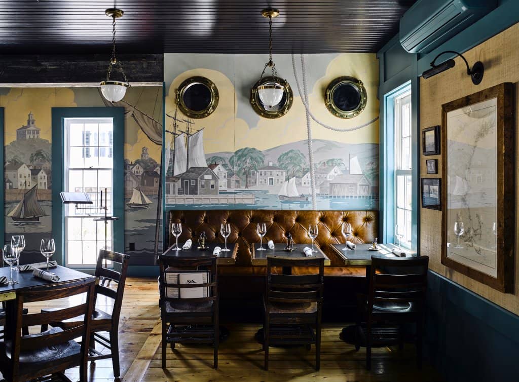 Charming Ambiance & Garden