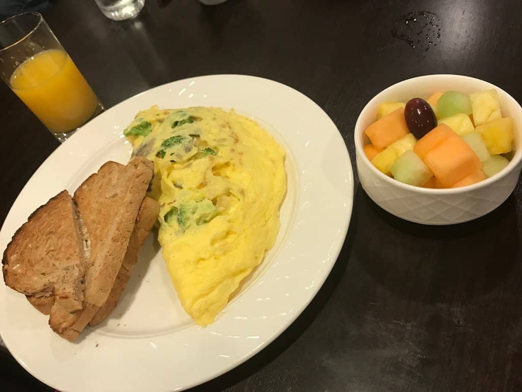 Innovative Cocktails & Happy Hour