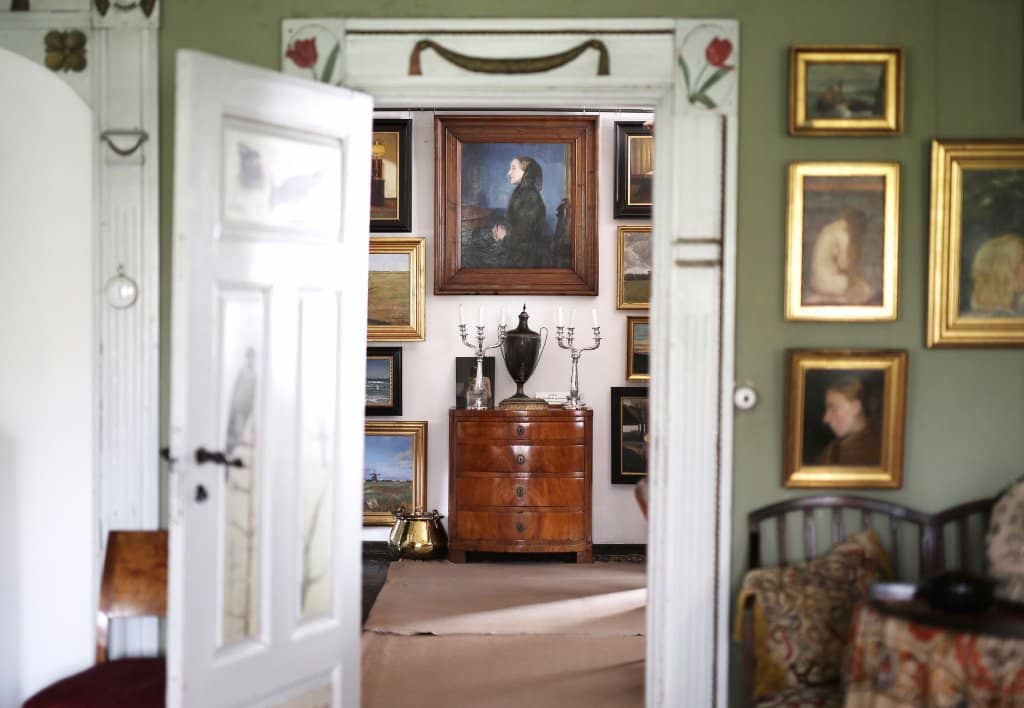 Authentic Period Interiors