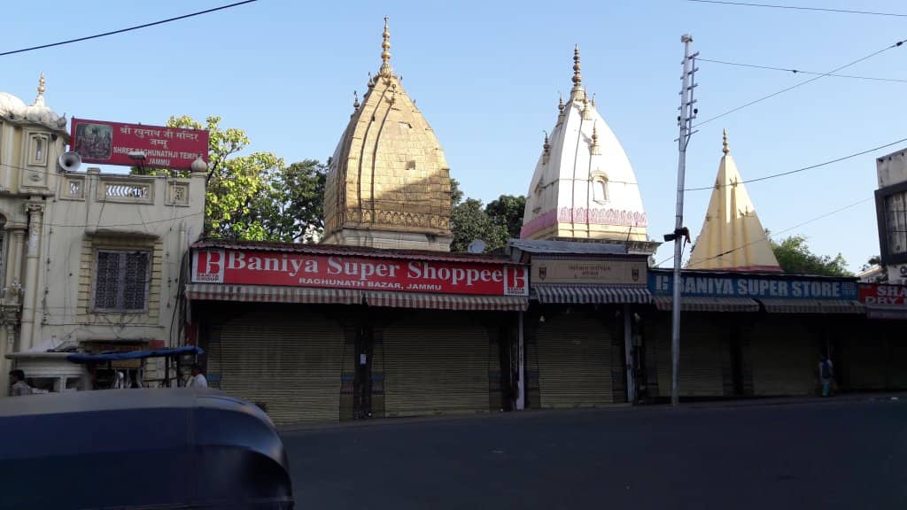 Intricate Idols and Murals