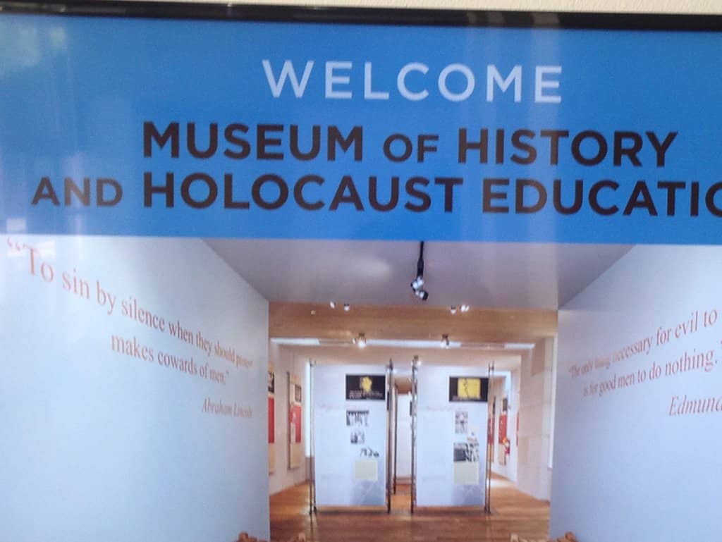 WWII Living Room Experience