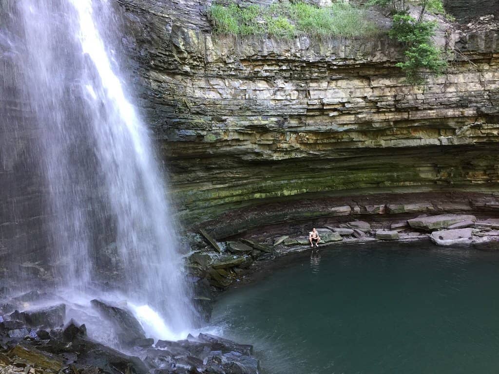 Sanatorium Falls