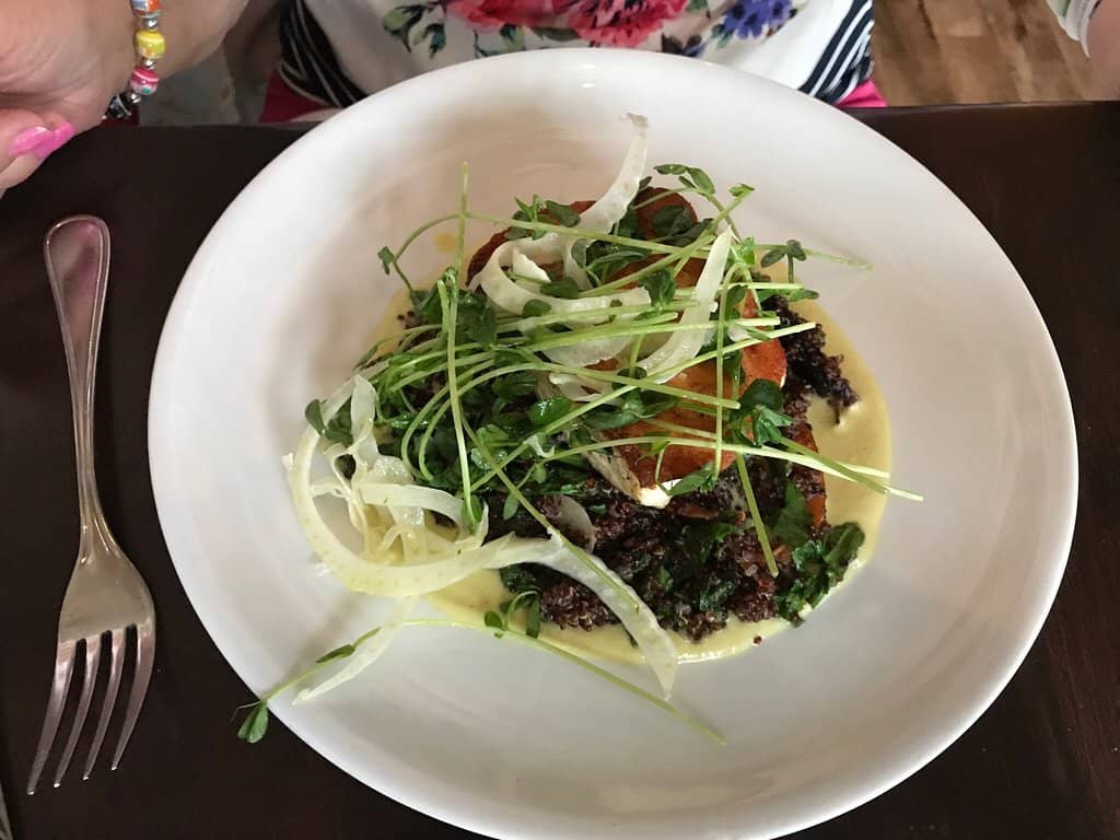 Charming Garden Ambiance