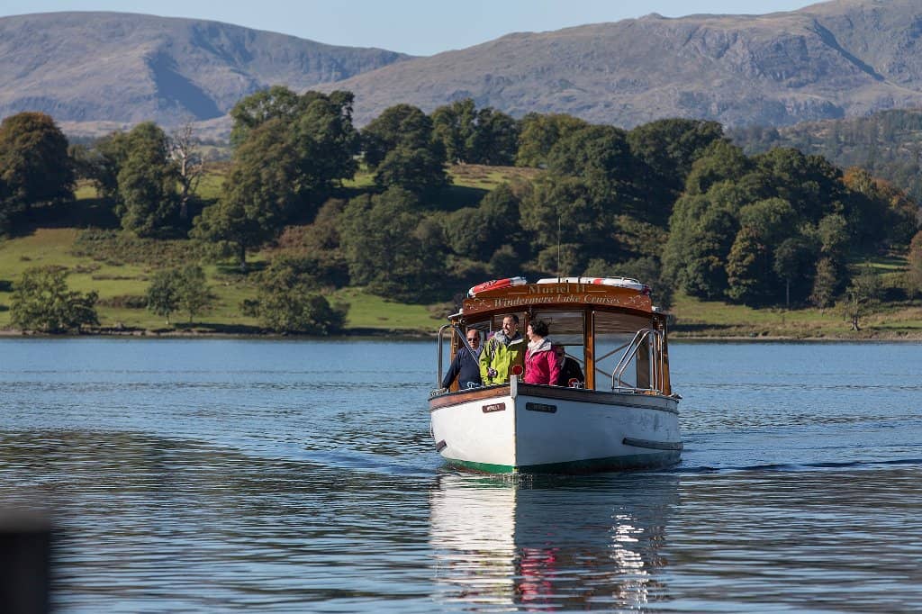 Scenic Lake Cruises