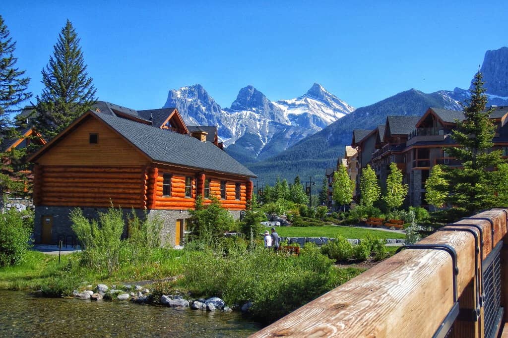 Heart of Canmore Viewpoint