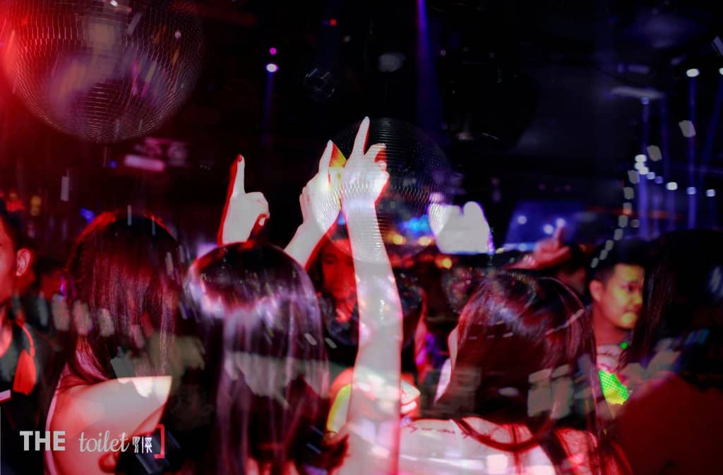 Hoan Kiem Lake Proximity